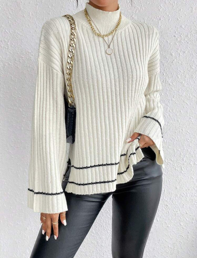 Women’s Knitted Sweater – Oversized Fit – Ribbed Texture – Mock Neck – Long Sleeve