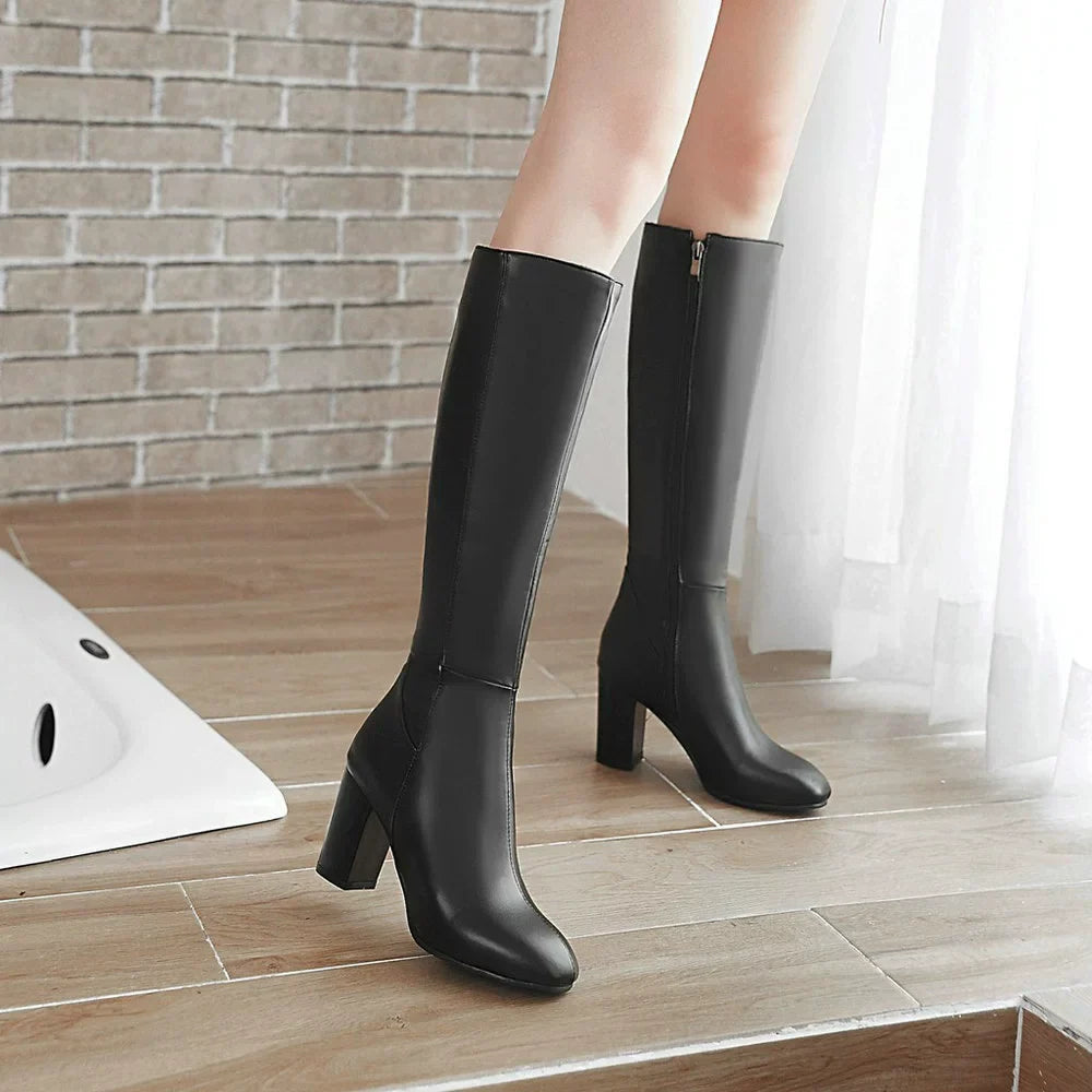 Women’s Knee-High Boots – Structured Fit – Block Heel – Smooth Finish – Zipper Closure