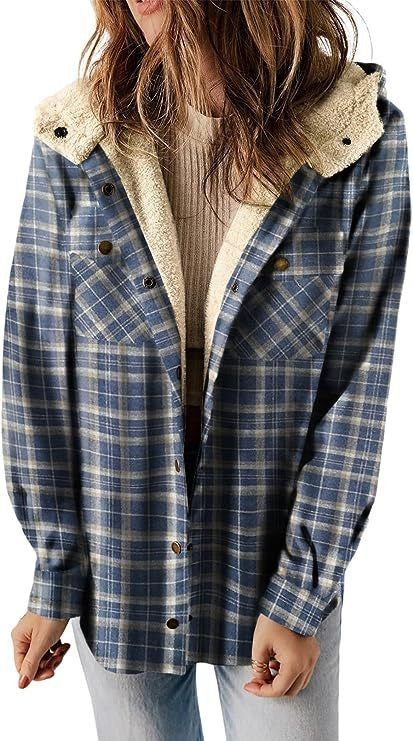 Women’s Jacket – Wool Blend – Relaxed Fit – Plaid Pattern – Hooded Button-Up