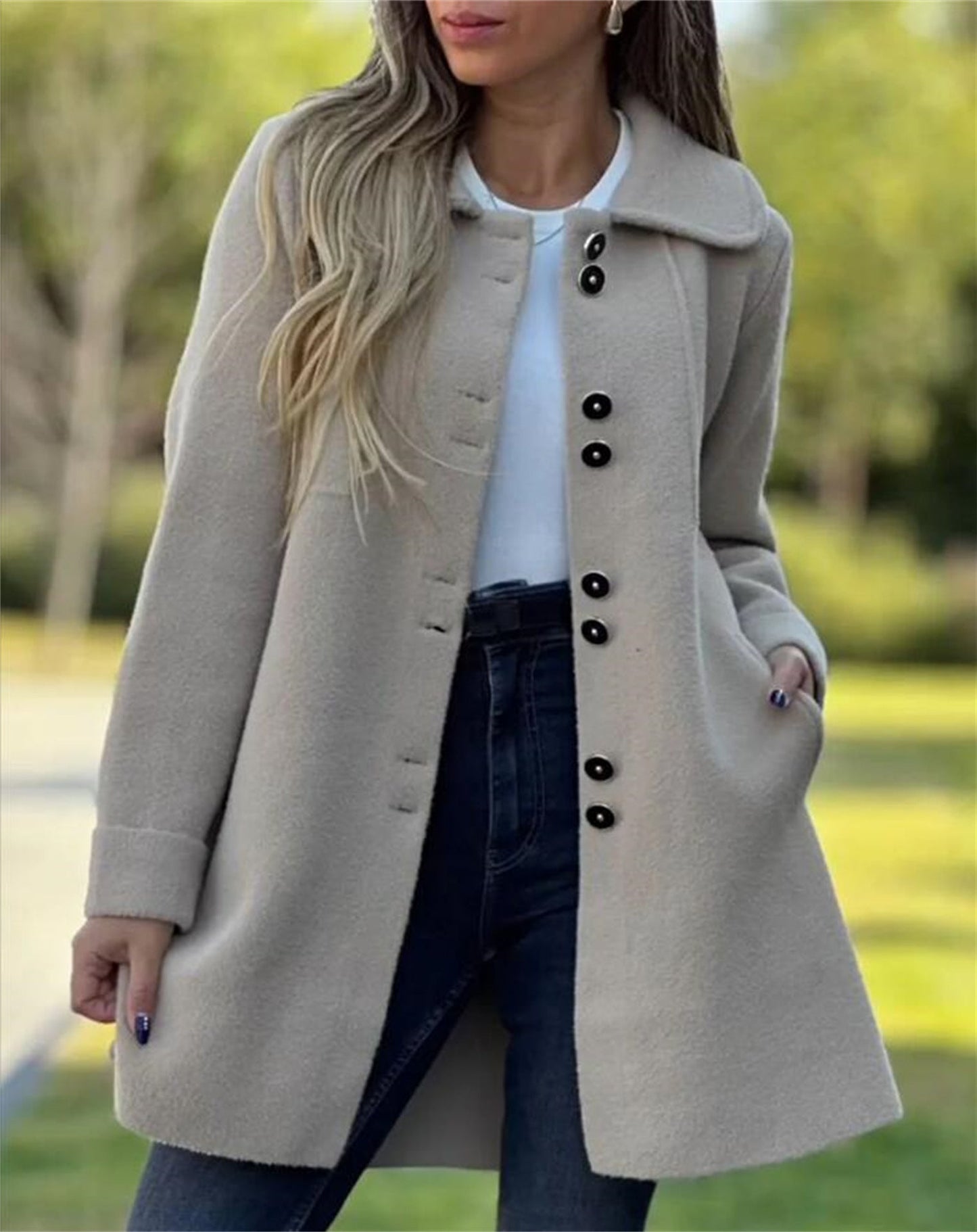 Women’s Wool Coat – Tailored Fit – Single-Breasted – Thigh Length – Classic Collar