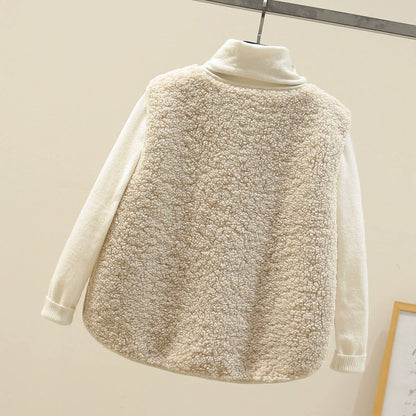 Women’s Vest – Plush Shearling Texture – Relaxed Fit – V-Neck – Button Front – Patch Pockets