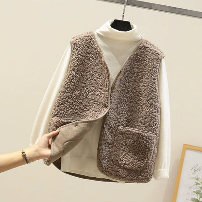 Women’s Vest – Plush Shearling Texture – Relaxed Fit – V-Neck – Button Front – Patch Pockets
