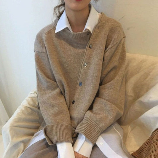 Women’s Sweater – Oversized Fit – Soft Knit Wool Feel – Button Front – Ribbed Trim
