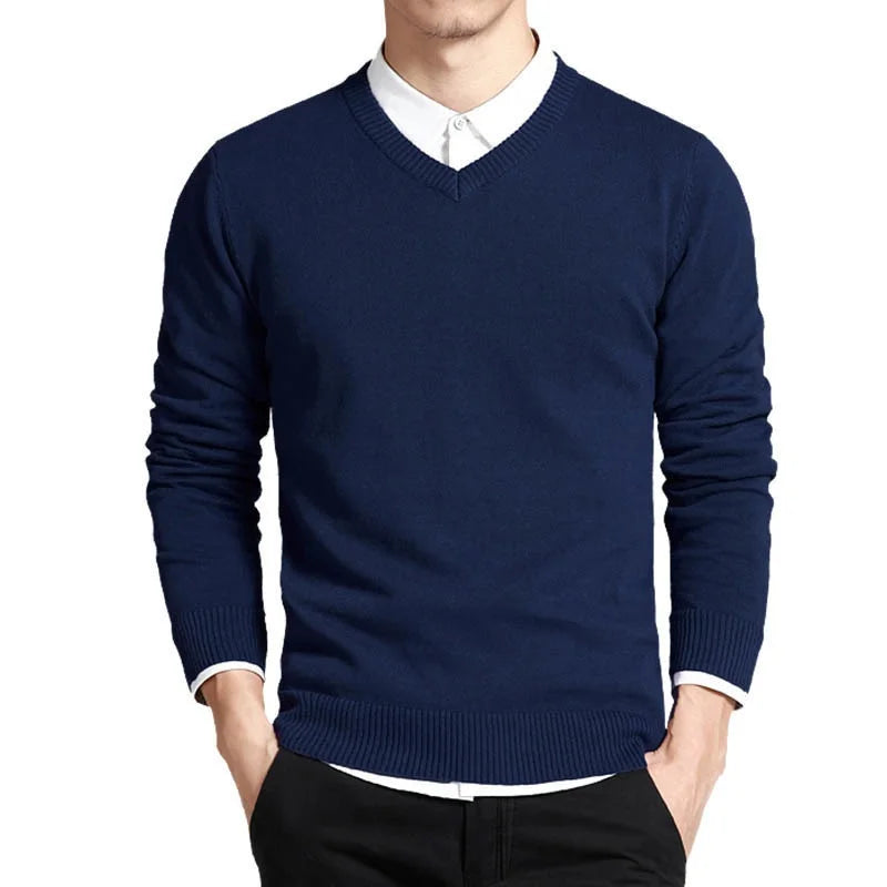Men’s Sweater – Slim Fit – Fine Gauge Knit – V-Neck – Ribbed Hem and Cuffs