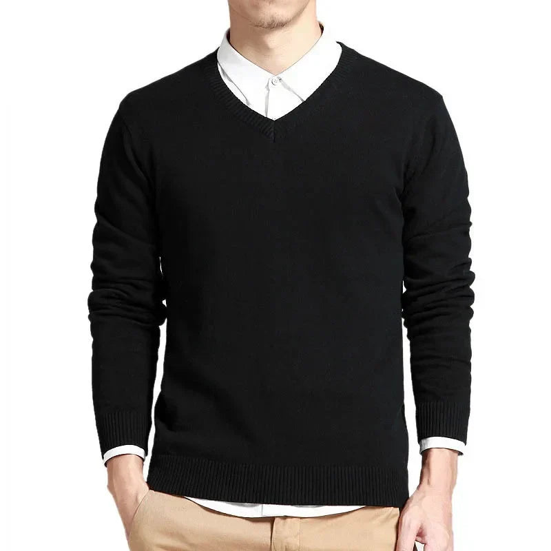 Men’s Sweater – Slim Fit – Fine Gauge Knit – V-Neck – Ribbed Hem and Cuffs