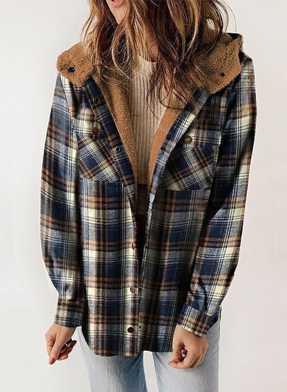 Women’s Jacket – Wool Blend – Relaxed Fit – Plaid Pattern – Hooded Button-Up