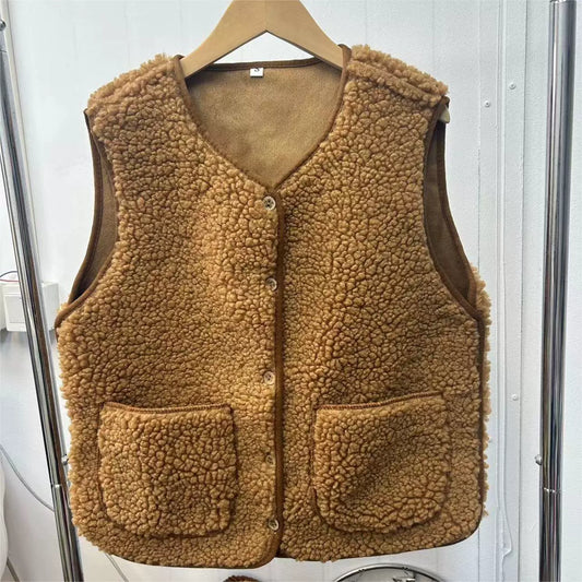 Women’s Vest – Plush Shearling Texture – Relaxed Fit – V-Neck – Button Front – Patch Pockets