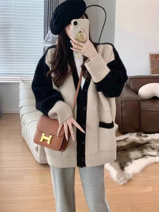 Women’s Cardigan Sweater – Oversized Fit – Knitted Wool Feel – Button Front – Pockets