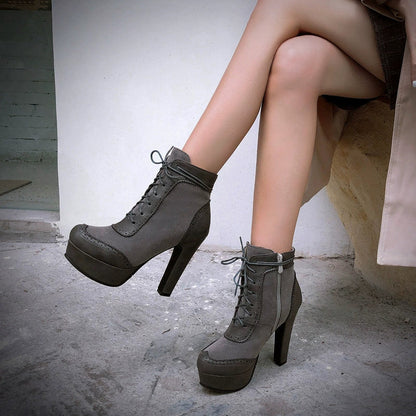 Women’s Ankle Boots – Faux Leather – Wingtip Brogue – Chunky Heel – Lace-Up Zip Closure