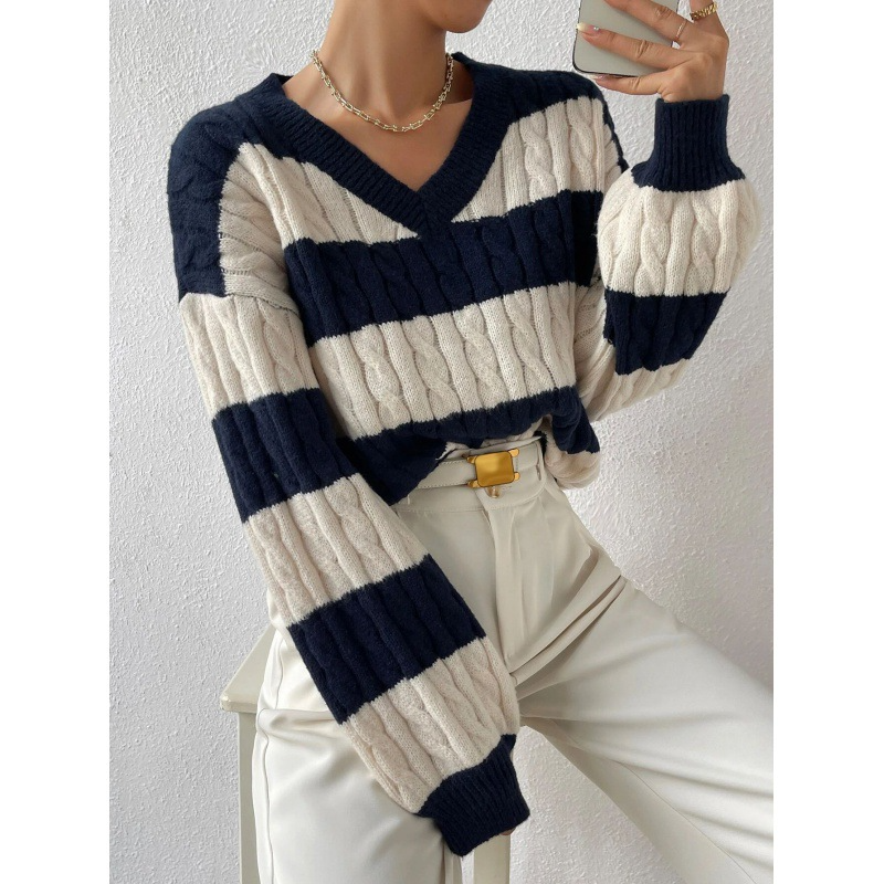 Women’s Sweatshirt – Oversized Relaxed Fit – V-Neck Cable Knit – Striped Long Sleeve