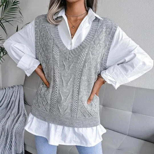 Women’s Knitted Vest – Relaxed Fit – Wool Blend – Cable Knit V-Neck – Pullover Layering