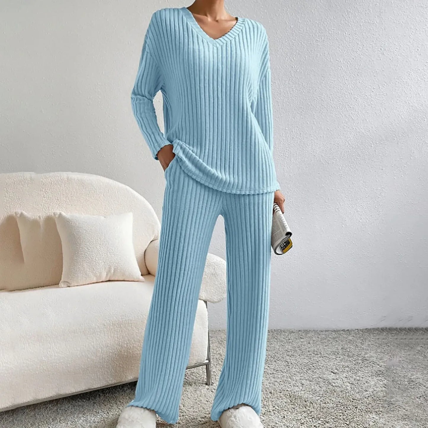 Women’s Lounge Set – Ribbed Knit – Relaxed Fit – V-Neck Top – Wide-Leg Pants